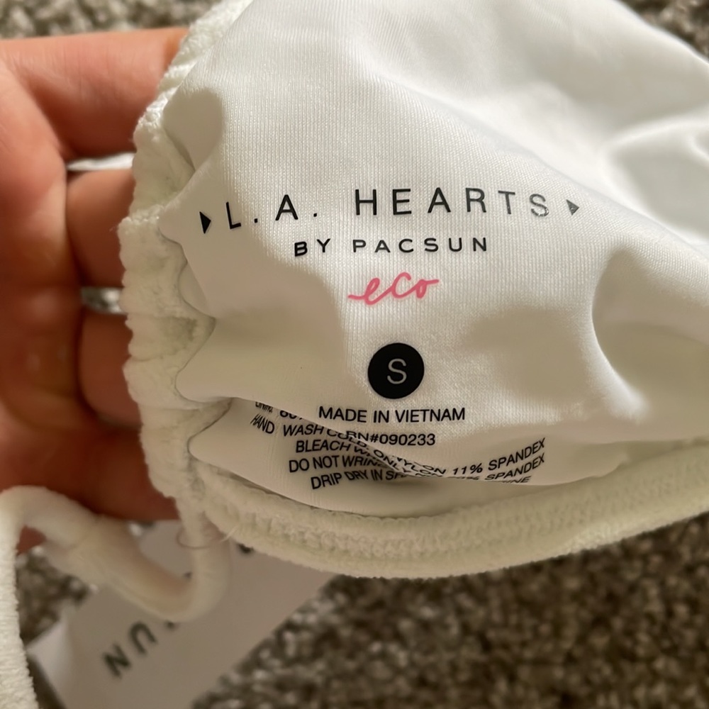 NWT Pacsun white terry cloth bikini top - Picture 2 of 3